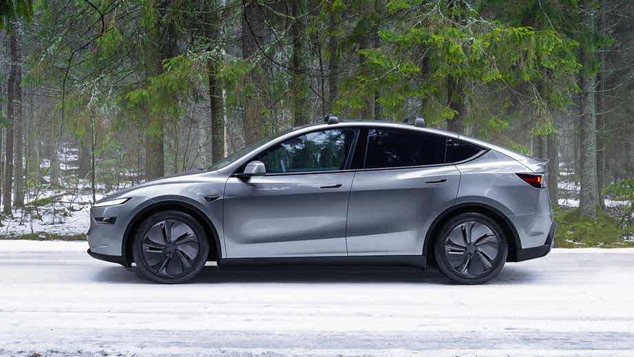 Tesla Model Y Images – Interior & Exterior Photos