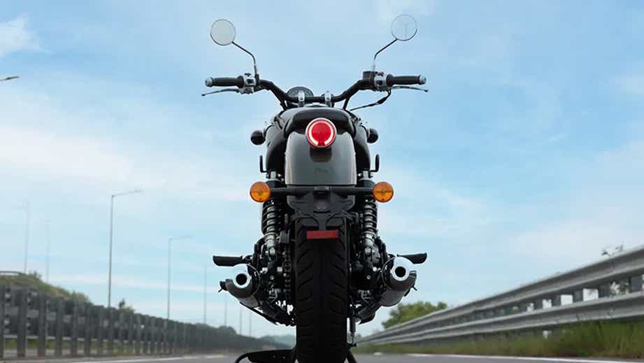 Royal Enfield Super Meteor 650 Bike Images 2025 | Photos & HD Picture ...