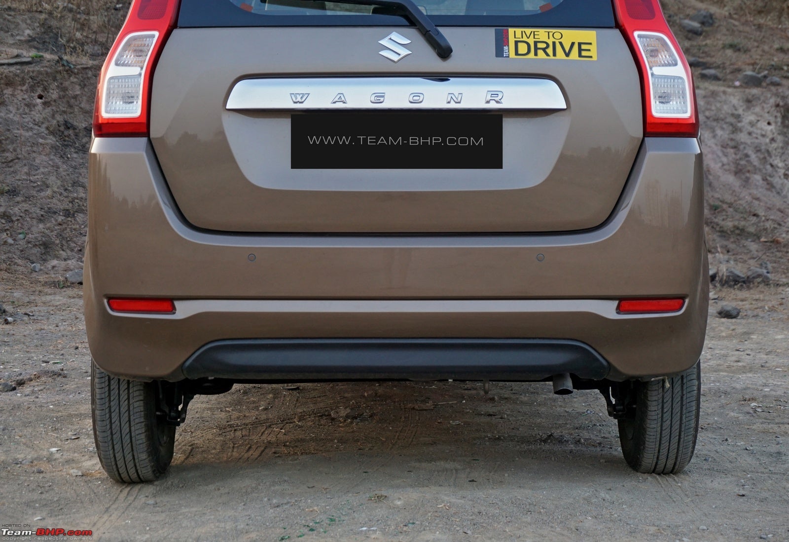 Maruti Suzuki Wagon R Images – Interior & Exterior Photos