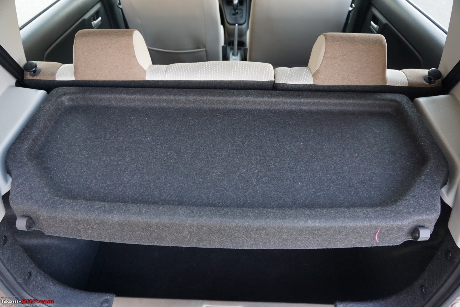 Maruti Suzuki Wagon R Images – Interior & Exterior Photos