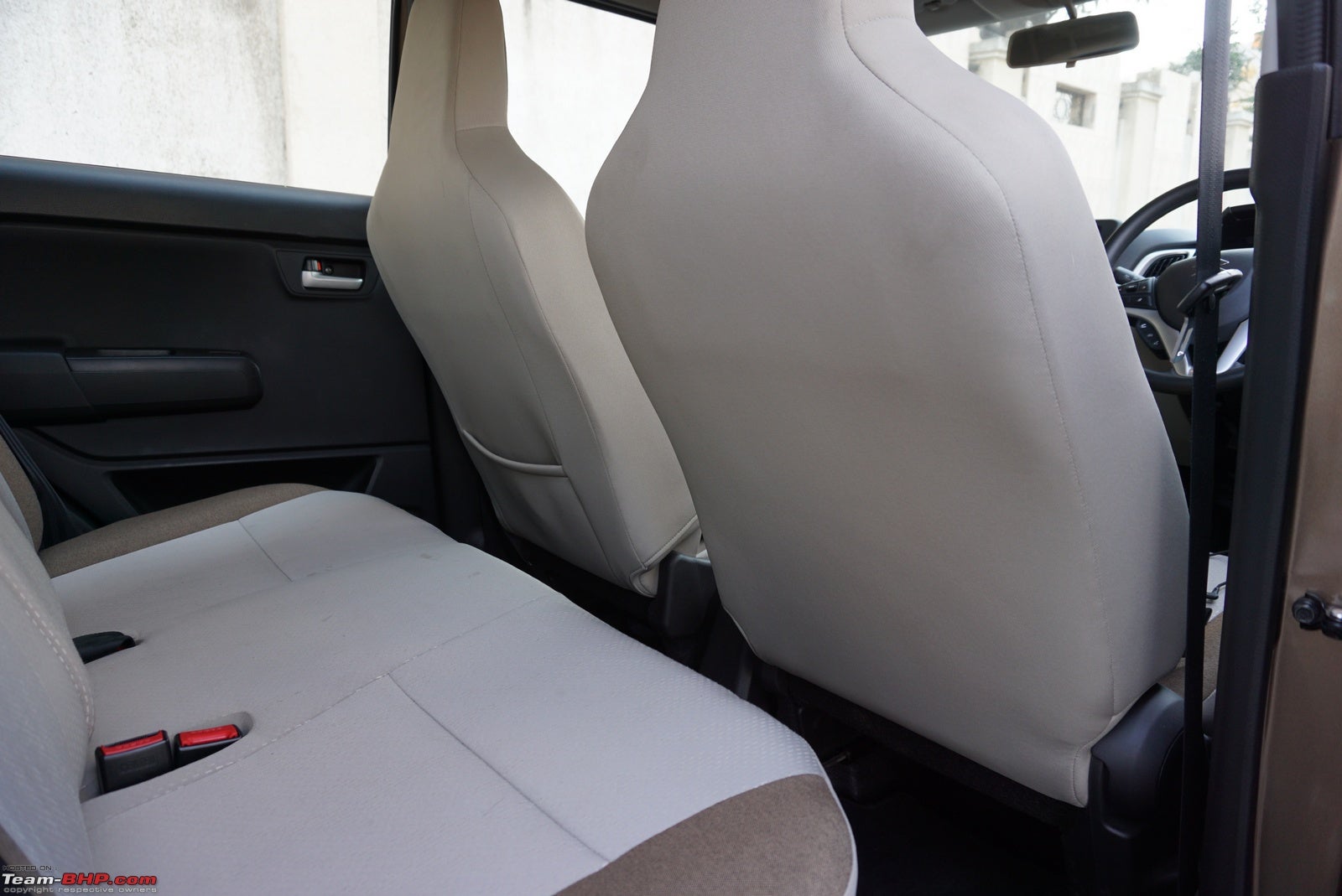 Maruti Suzuki Wagon R Images – Interior & Exterior Photos
